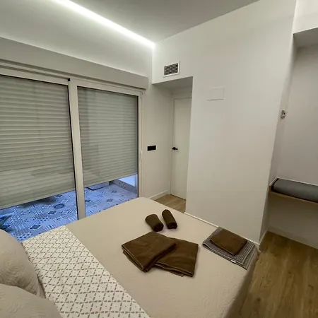 Appartamento 1 *
